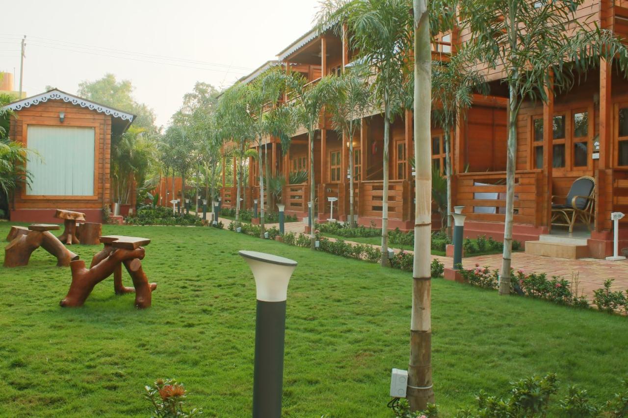 Grand Vatika Resort Arambol Extérieur photo