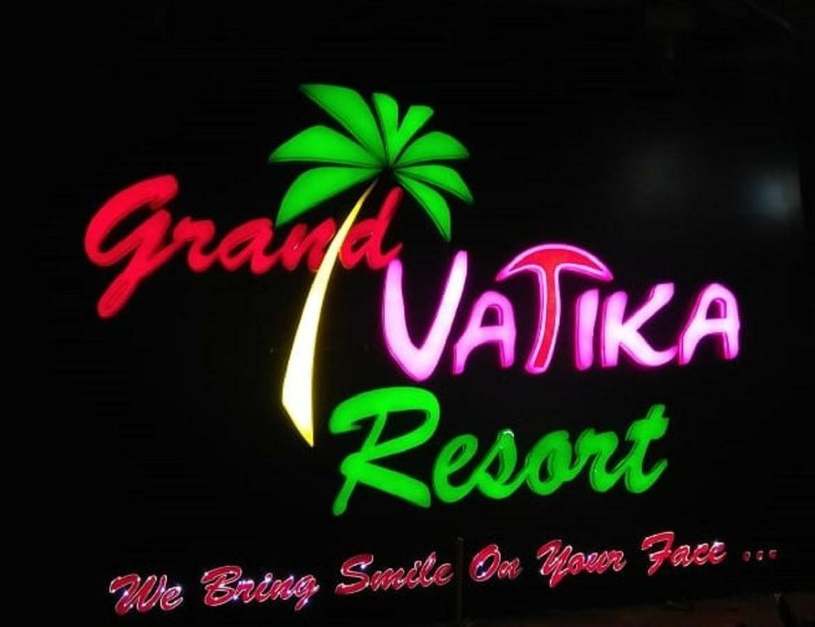 Grand Vatika Resort Arambol Extérieur photo