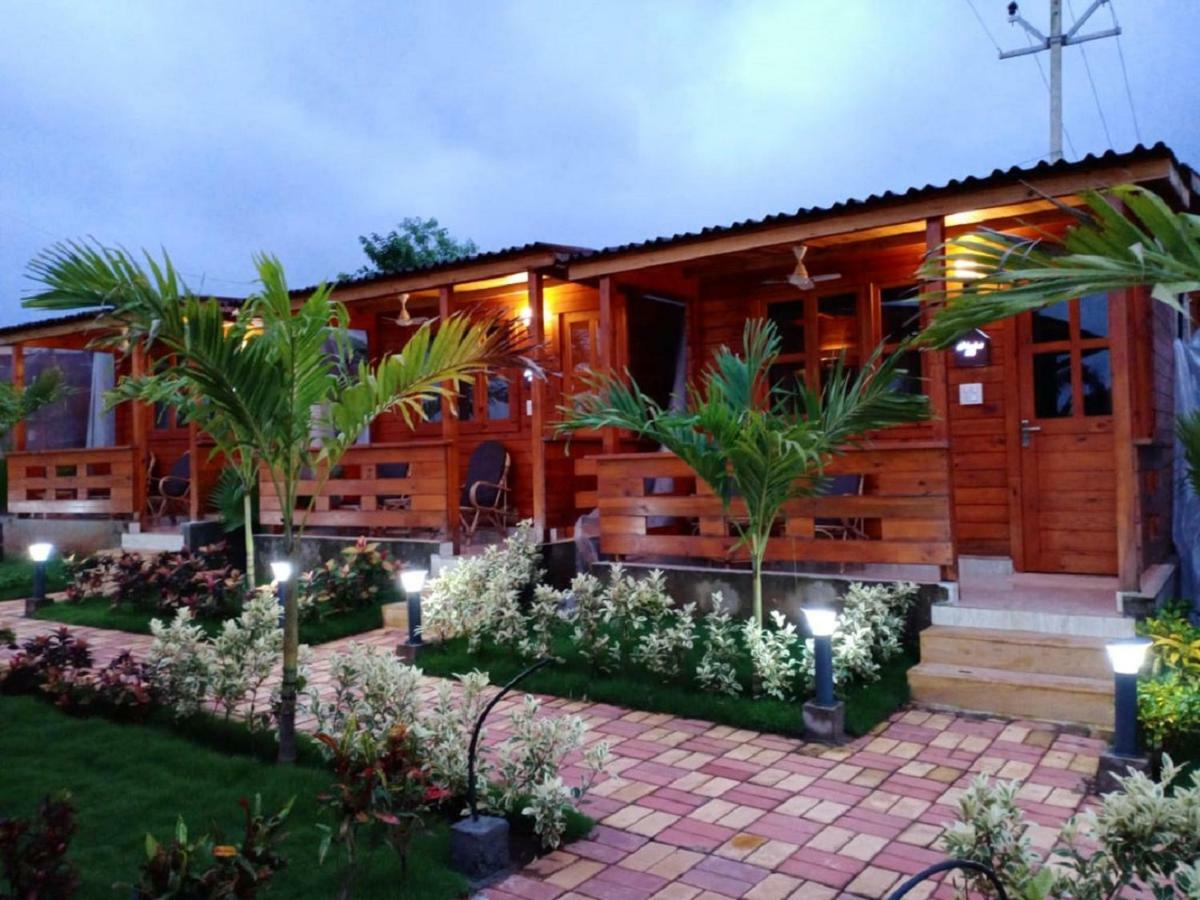 Grand Vatika Resort Arambol Extérieur photo