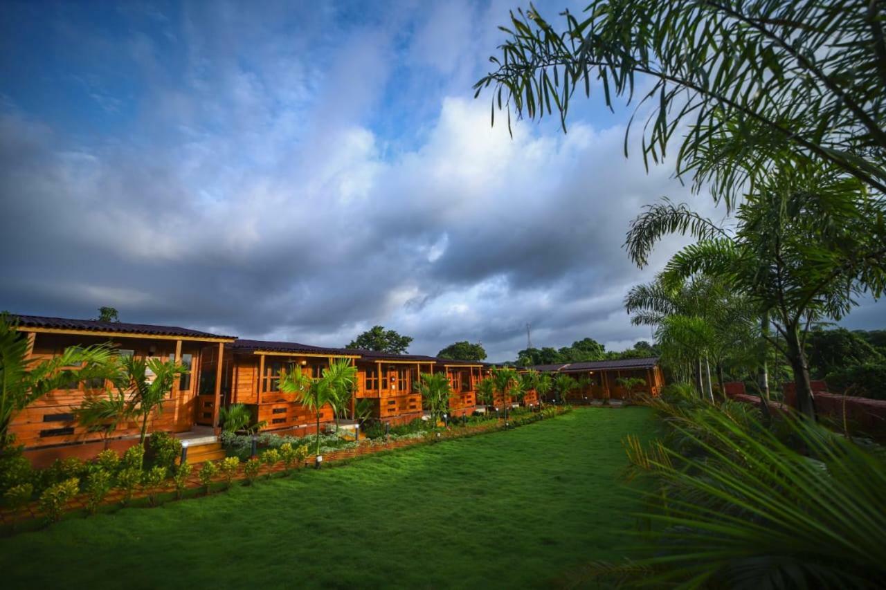 Grand Vatika Resort Arambol Extérieur photo