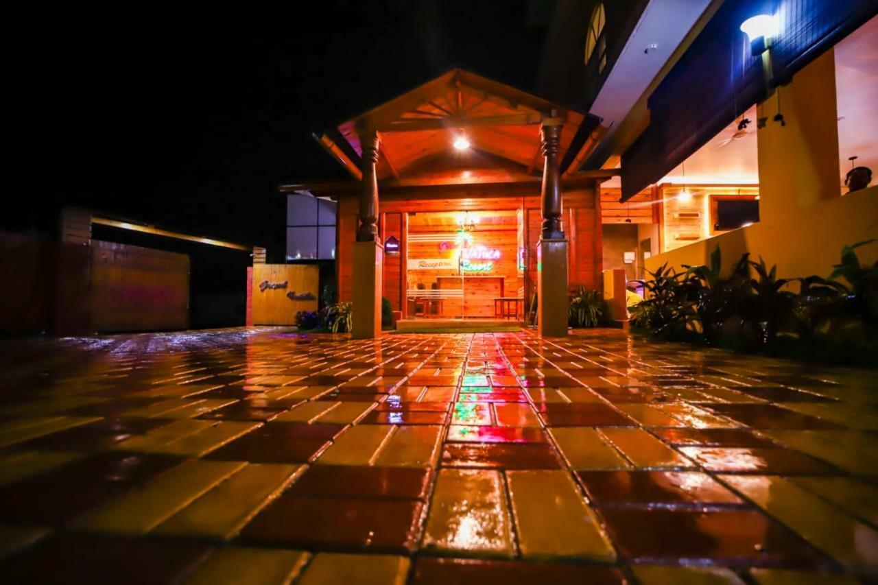 Grand Vatika Resort Arambol Extérieur photo