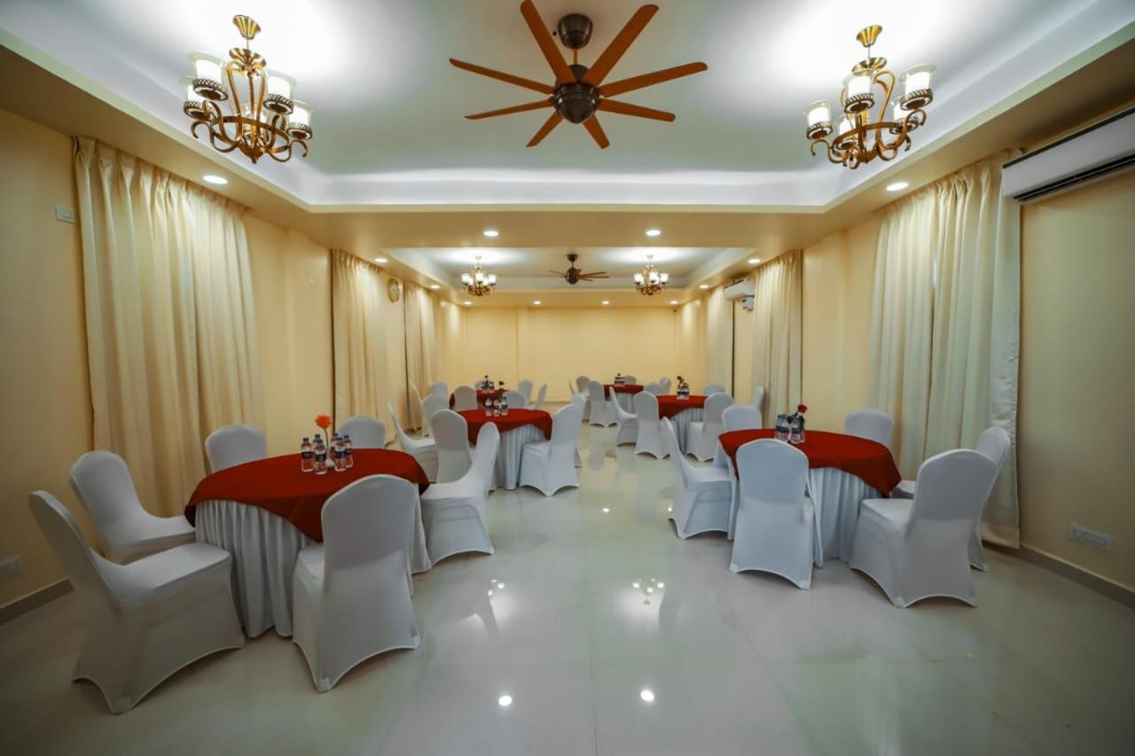 Grand Vatika Resort Arambol Extérieur photo